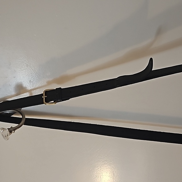 ASPEN Large Black Leather Satchel Crossbody Bag - Picture 4 of 16